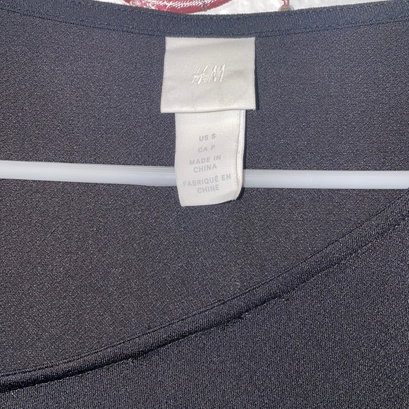 Black long sleeve shirt - Picture 2 of 3